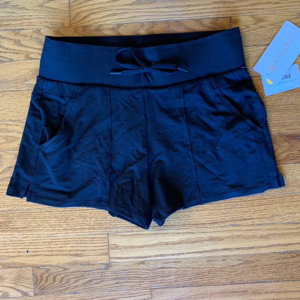 NWT Athleta Bliss Shorts